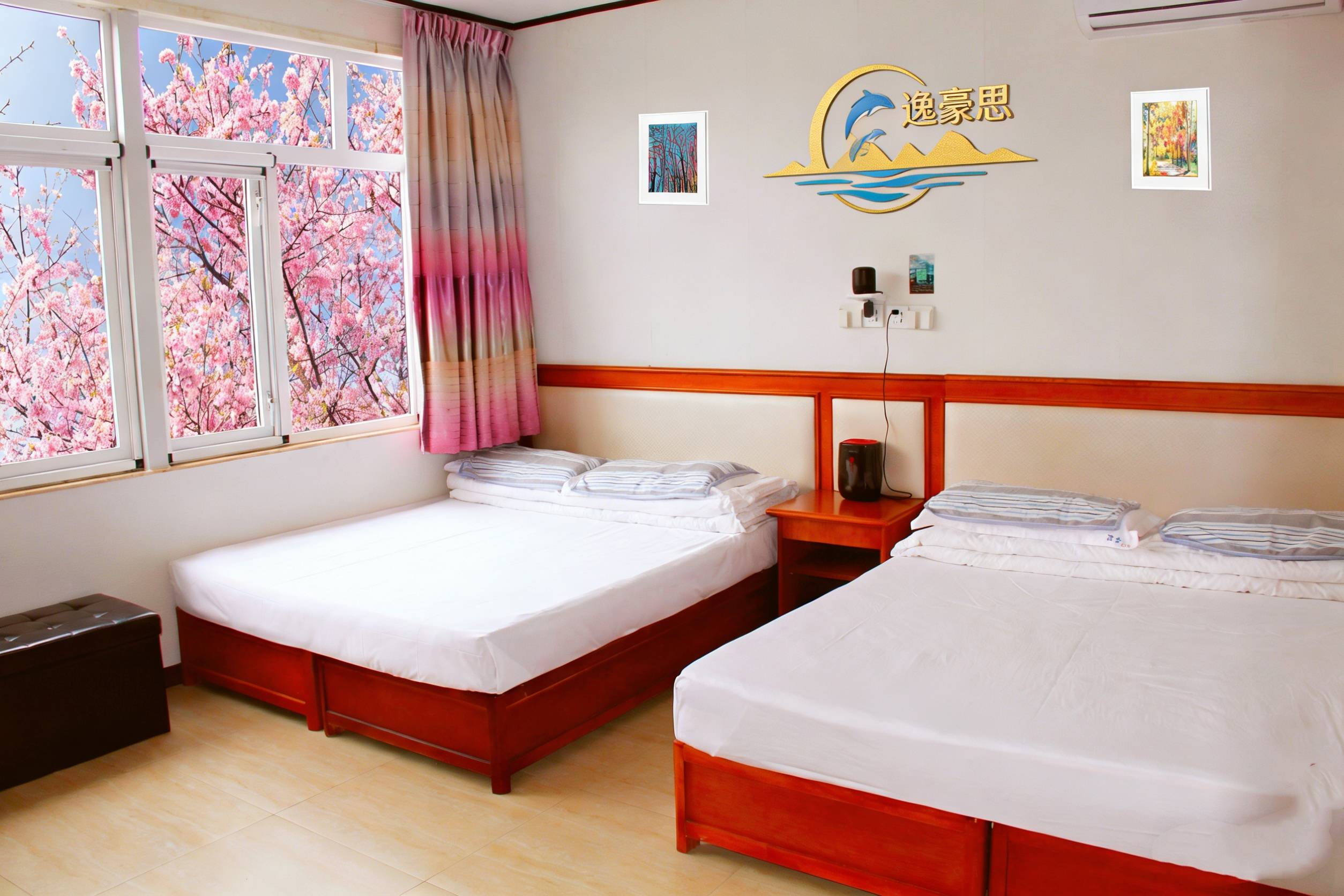 制作双大床房宣传图_副本